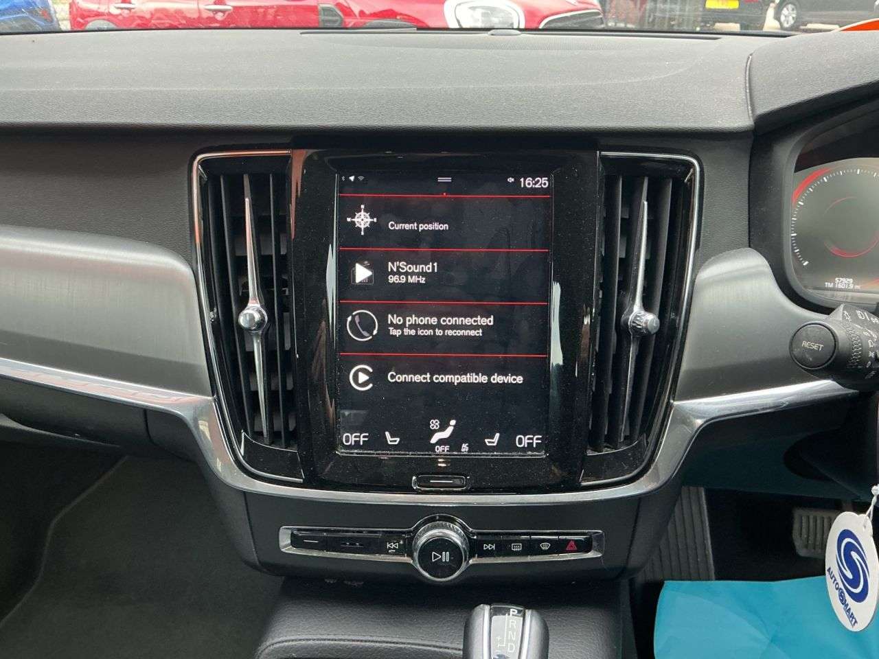 2018 VOLVO V90 2018 VOLVO V90