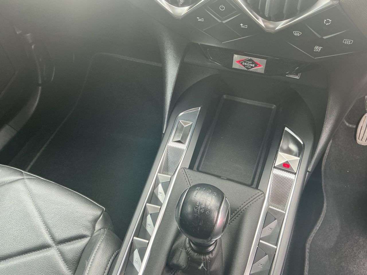 2020 DS AUTOMOBILES DS 3 CROSSBACK 2020 DS AUTOMOBILES DS 3 CROSSBACK