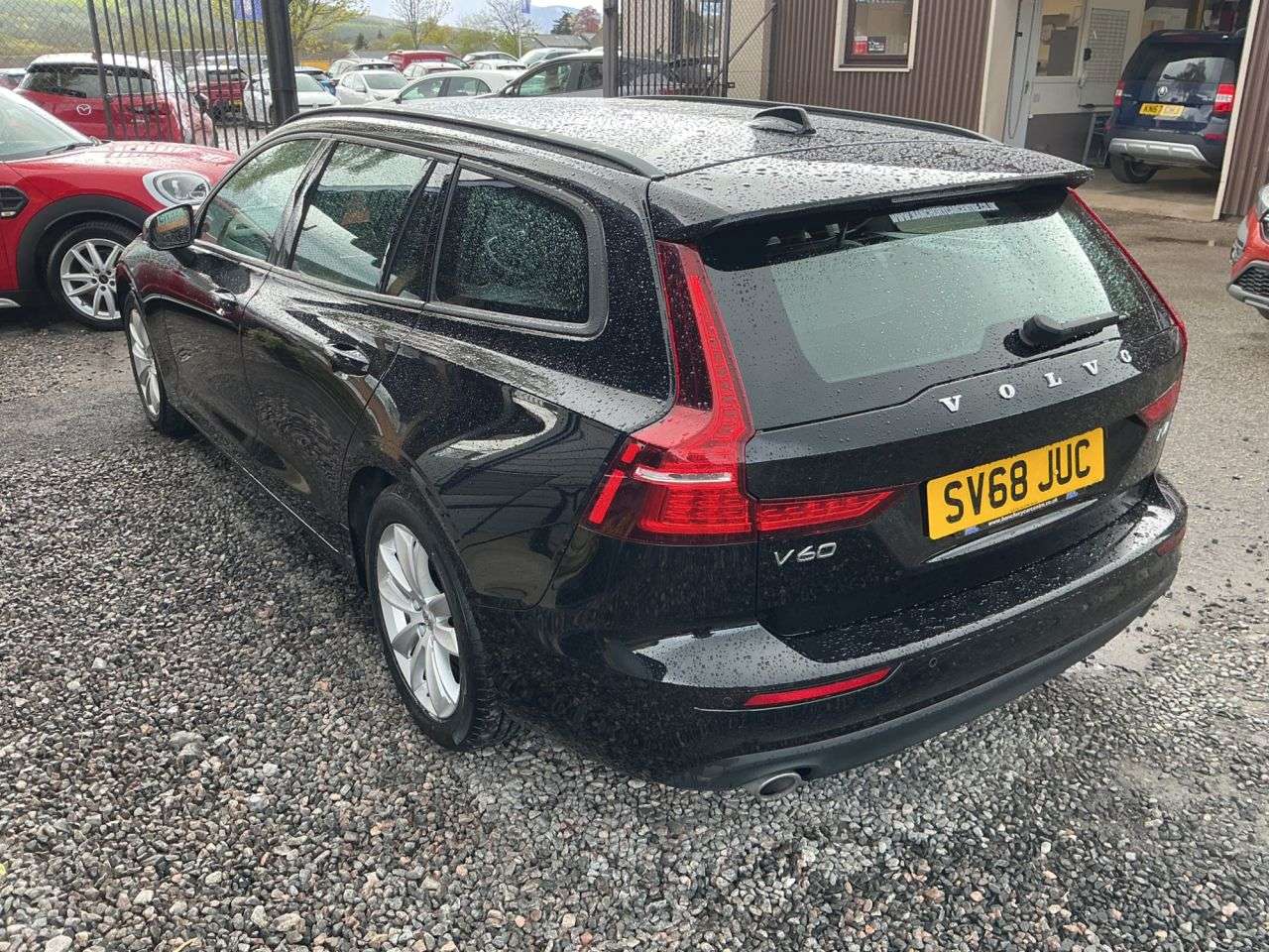 2018 VOLVO V60 2018 VOLVO V60