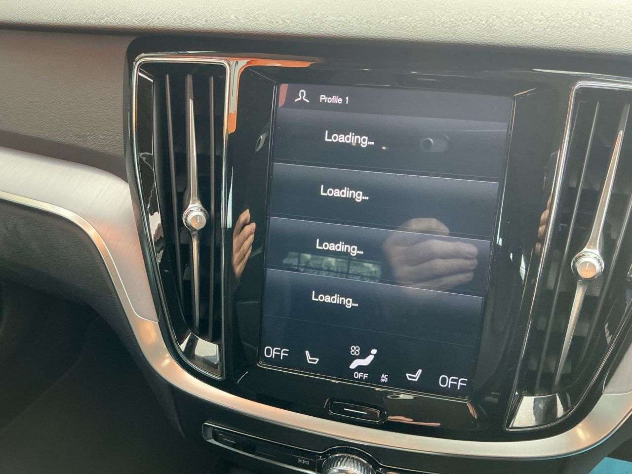 2018 VOLVO V60 2018 VOLVO V60