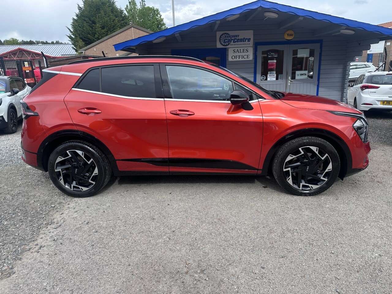A 2023 KIA SPORTAGE 1.6 T-GDi MHEV GT-Line SUV 5dr Petrol Hybrid DCT Euro 6 (s/s) (148 bhp) Hyb A 2023 KIA SPORTAGE 1.6 T-GDi MHEV GT-Line SUV 5dr Petrol Hybrid DCT Euro 6 (s/s) (148 bhp) Hyb
