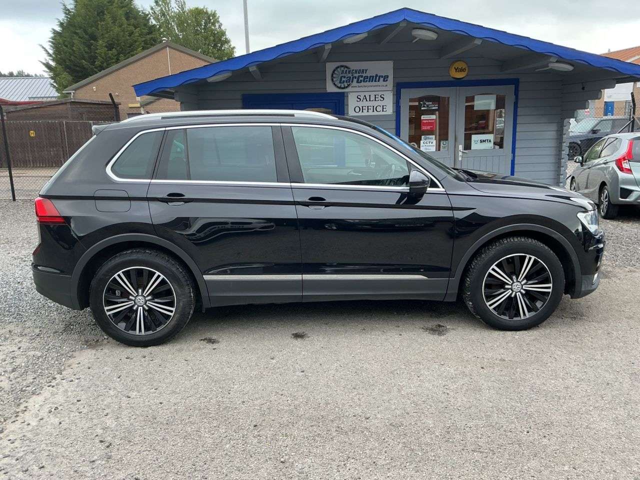 2017 VOLKSWAGEN TIGUAN 2017 VOLKSWAGEN TIGUAN