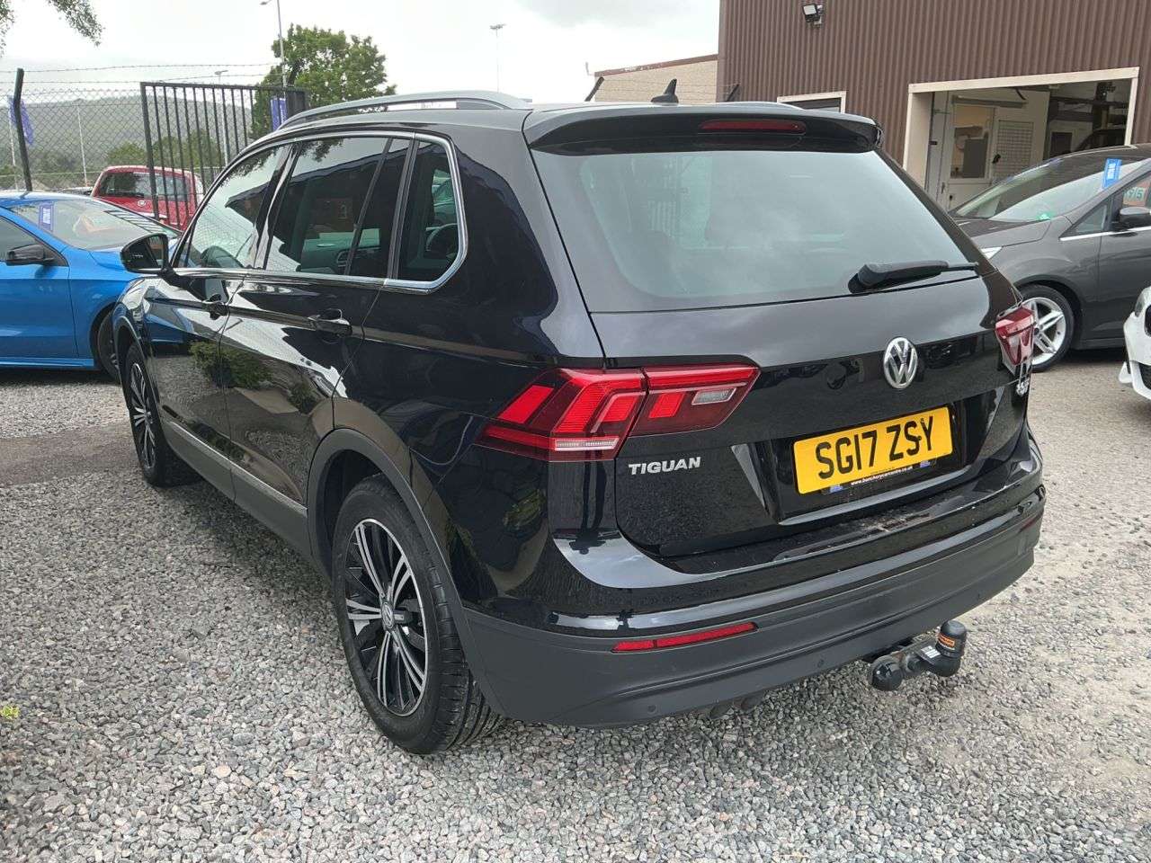 2017 VOLKSWAGEN TIGUAN 2017 VOLKSWAGEN TIGUAN