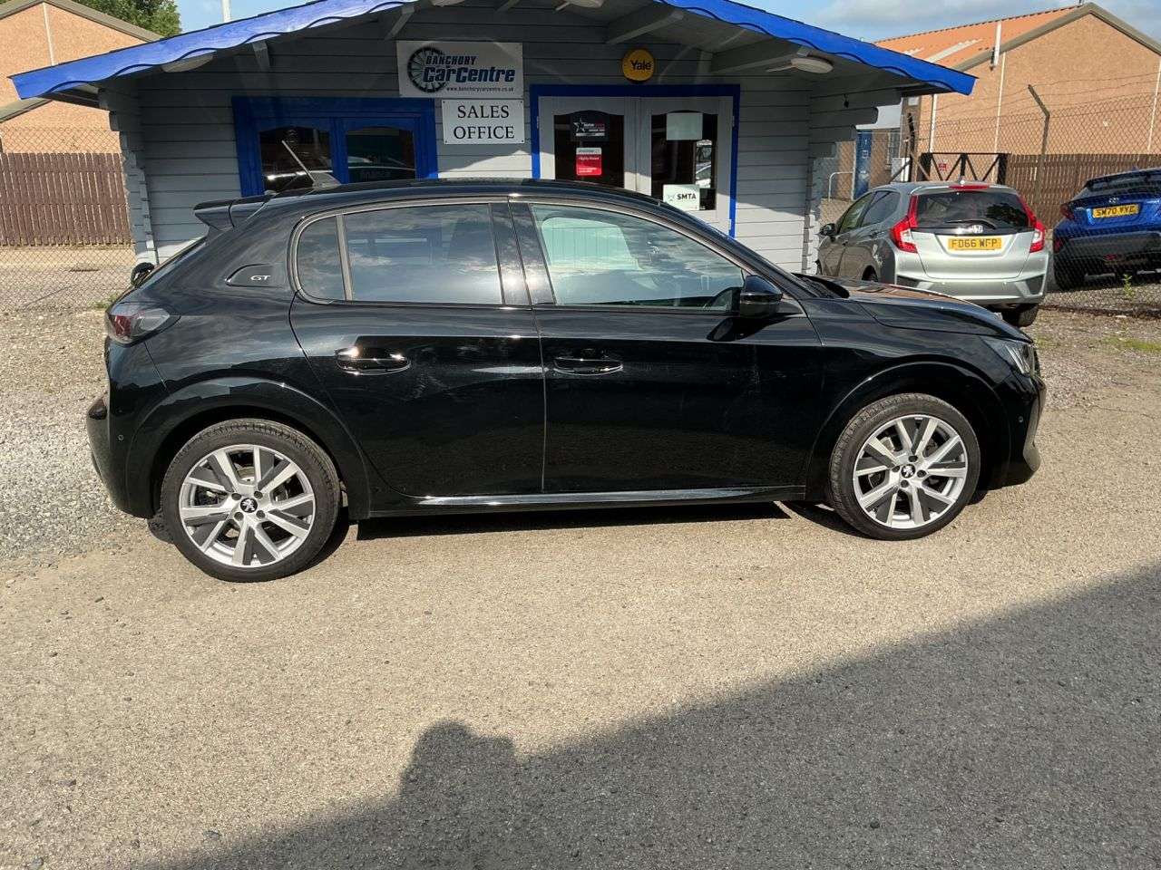 A 2022 PEUGEOT 208 1.2 PureTech GT Hatchback 5dr Petrol Manual Euro 6 (s/s) (100 ps) Great con A 2022 PEUGEOT 208 1.2 PureTech GT Hatchback 5dr Petrol Manual Euro 6 (s/s) (100 ps) Great con