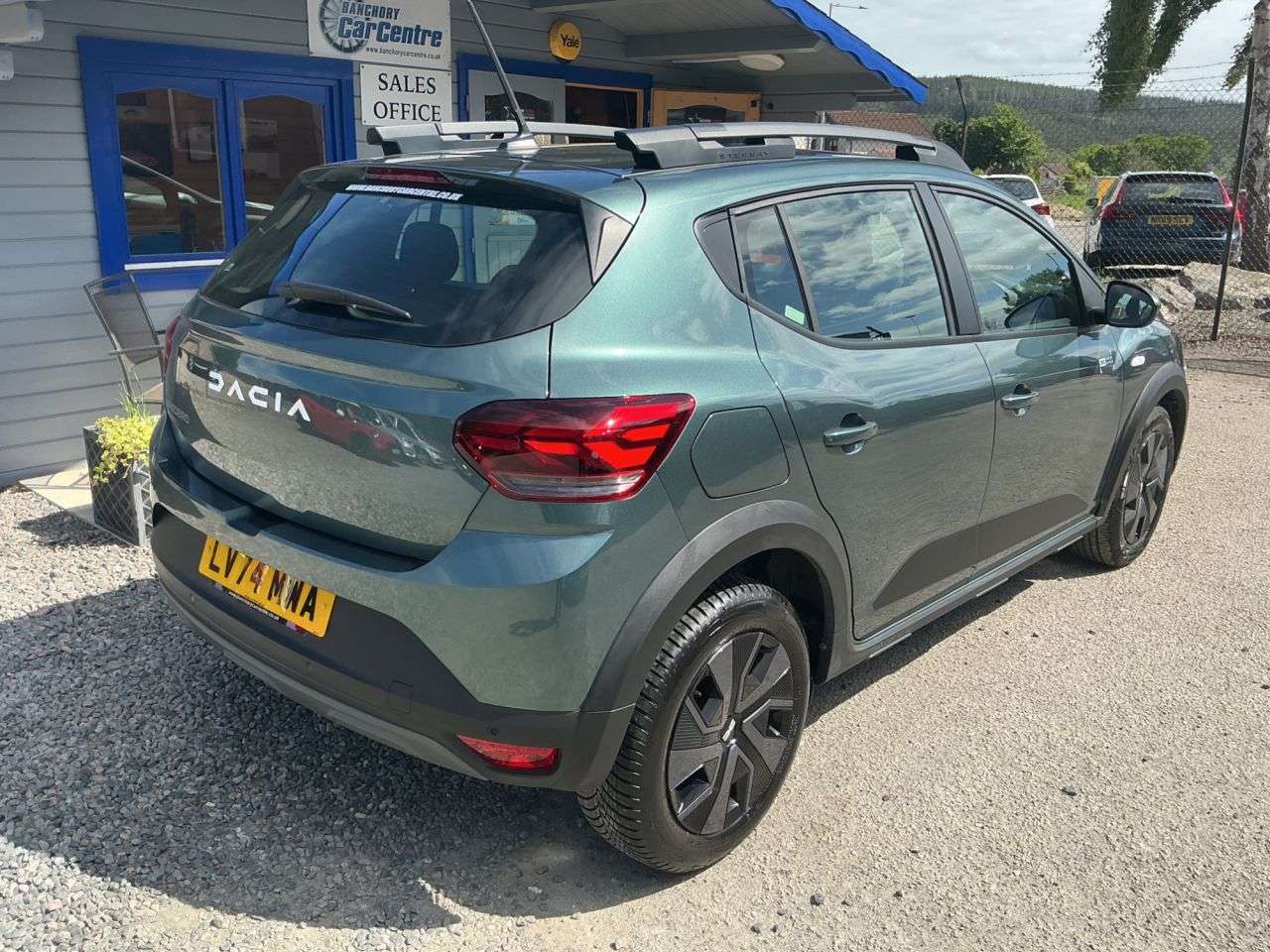 A 2024 DACIA SANDERO STEPWAY 1.0 TCe Expression Hatchback 5dr Petrol Manual Euro 6 (s/s) (90 ps) Very Lo A 2024 DACIA SANDERO STEPWAY 1.0 TCe Expression Hatchback 5dr Petrol Manual Euro 6 (s/s) (90 ps) Very Lo