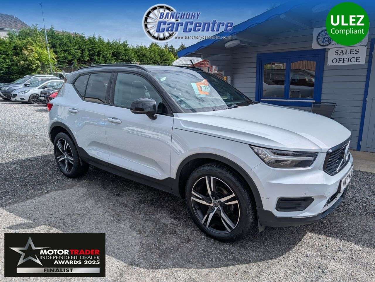 A 2021 VOLVO XC40 1.5 T3 R-Design SUV 5dr Petrol Auto Euro 6 (s/s) (163 ps) Great specificati A 2021 VOLVO XC40 1.5 T3 R-Design SUV 5dr Petrol Auto Euro 6 (s/s) (163 ps) Great specificati