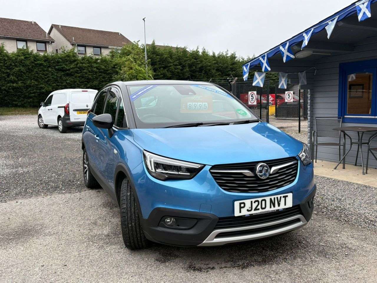 A 2020 VAUXHALL CROSSLAND X 1.2 Elite SUV 5dr Petrol Manual Euro 6 (s/s) (83 ps) Great condition throug A 2020 VAUXHALL CROSSLAND X 1.2 Elite SUV 5dr Petrol Manual Euro 6 (s/s) (83 ps) Great condition throug