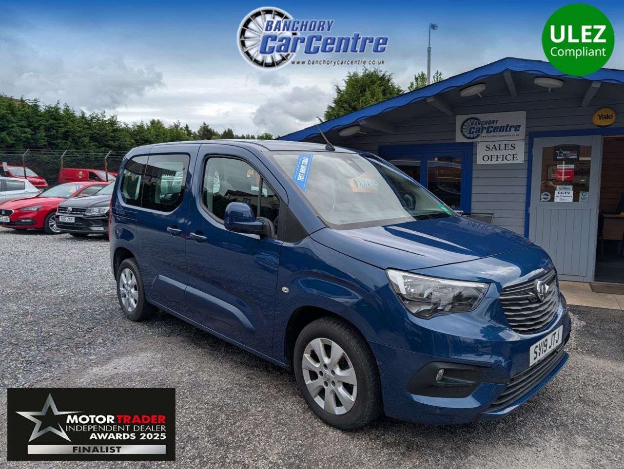 A 2019 VAUXHALL COMBO LIFE 1.5 Turbo D BlueInjection Energy MPV 5dr Diesel Manual Euro 6 (s/s) (100 ps A 2019 VAUXHALL COMBO LIFE 1.5 Turbo D BlueInjection Energy MPV 5dr Diesel Manual Euro 6 (s/s) (100 ps