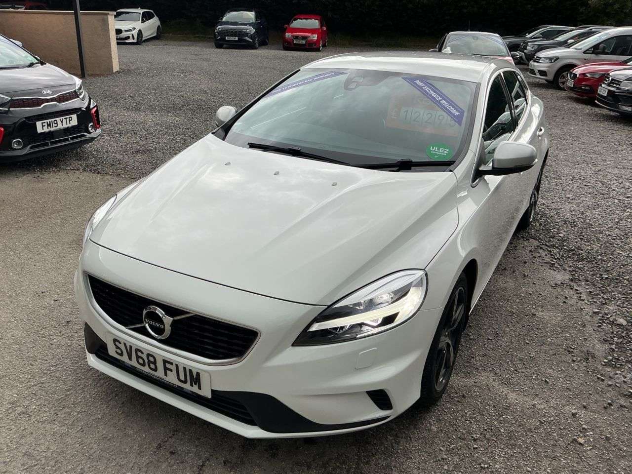2018 VOLVO V40 2018 VOLVO V40