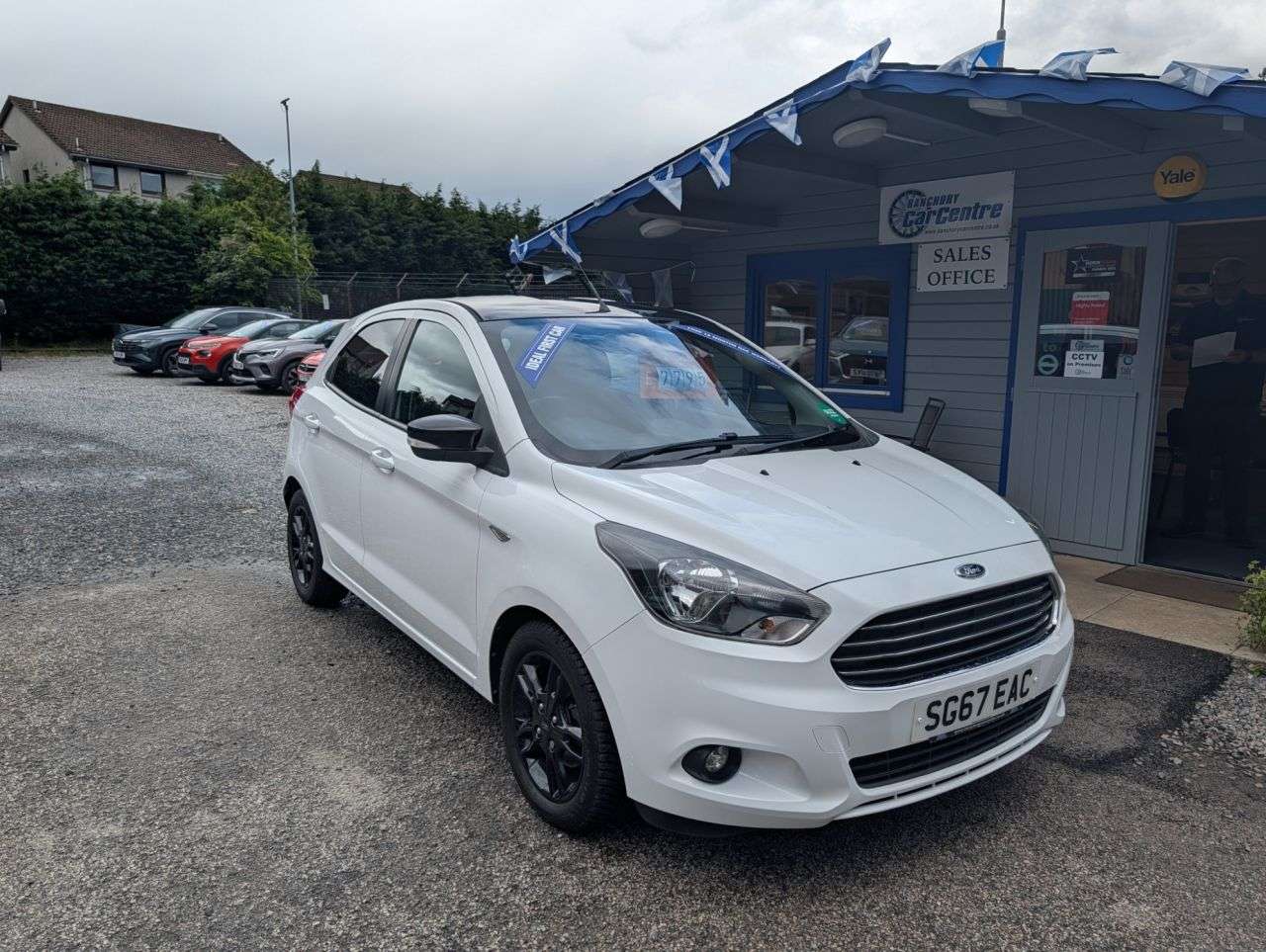A 2017 FORD KA+ 1.2 Ti-VCT Zetec White Edition Hatchback 5dr Petrol Manual Euro 6 (85 ps) I A 2017 FORD KA+ 1.2 Ti-VCT Zetec White Edition Hatchback 5dr Petrol Manual Euro 6 (85 ps) I