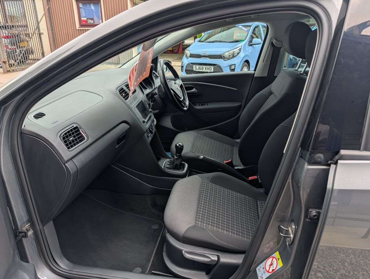 2017 VOLKSWAGEN POLO 2017 VOLKSWAGEN POLO