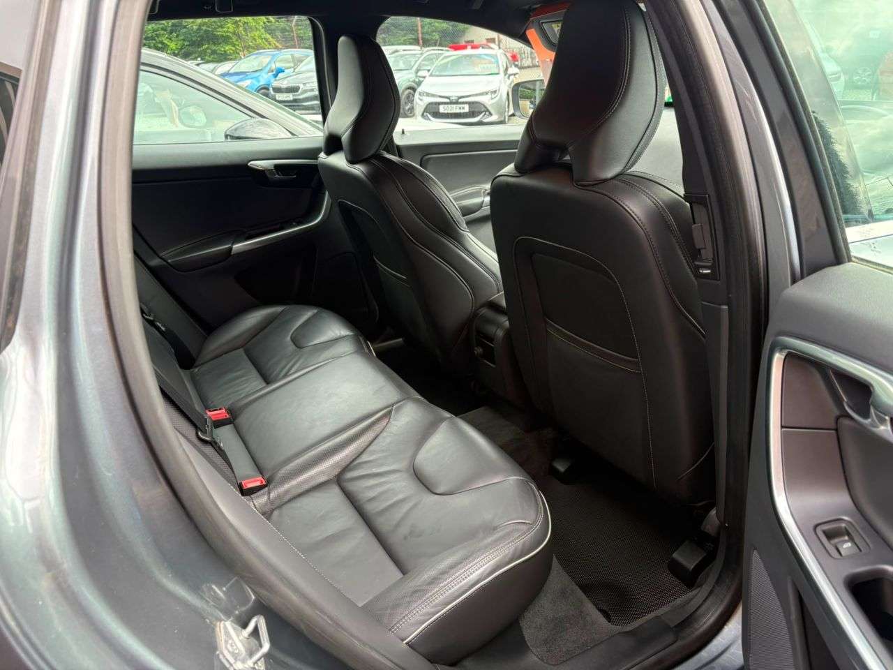 2017 VOLVO XC60 2017 VOLVO XC60