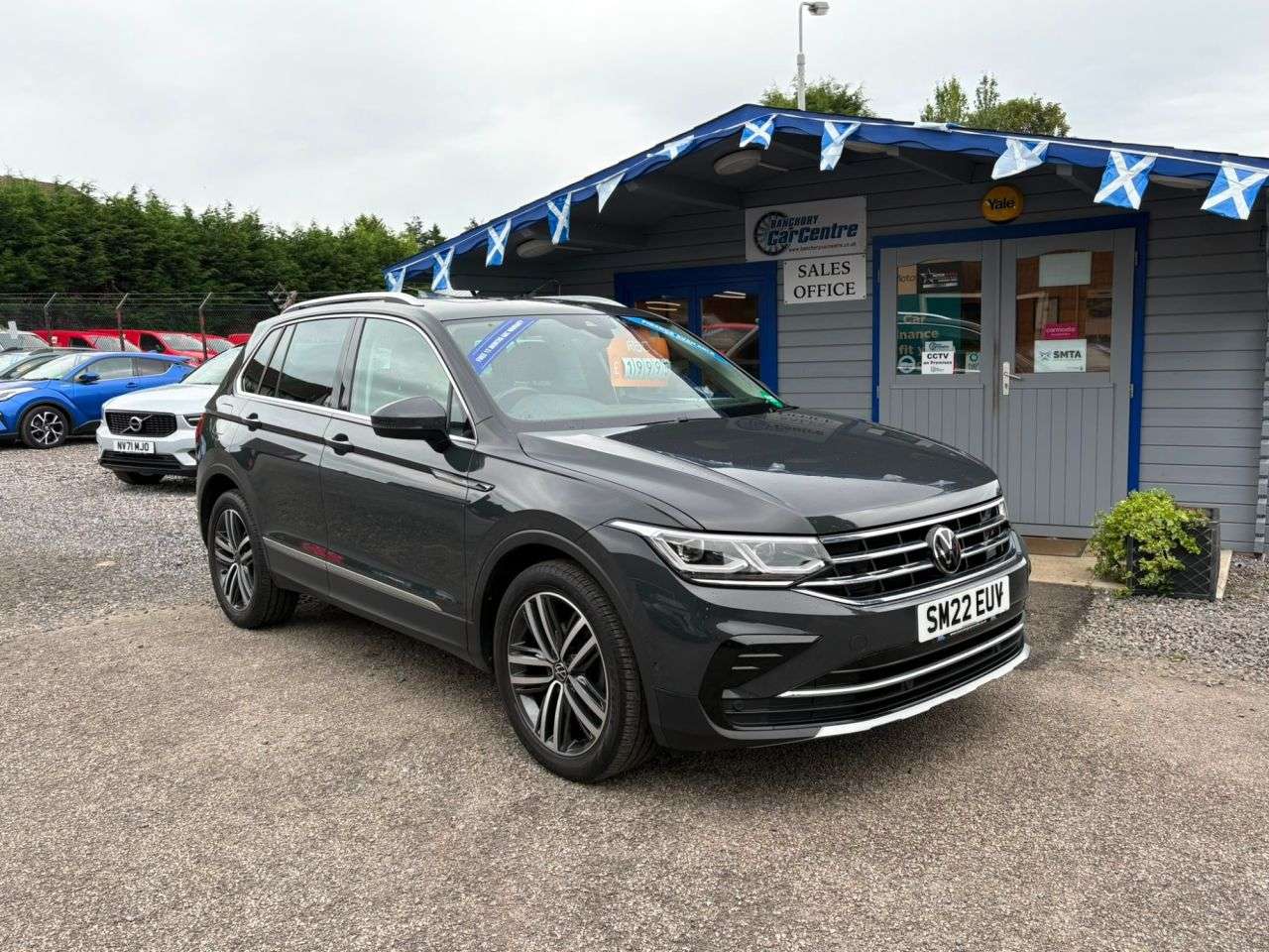 A 2022 VOLKSWAGEN TIGUAN 1.5 TSI Elegance SUV 5dr Petrol DSG Euro 6 (s/s) (150 ps) Great Specificati A 2022 VOLKSWAGEN TIGUAN 1.5 TSI Elegance SUV 5dr Petrol DSG Euro 6 (s/s) (150 ps) Great Specificati