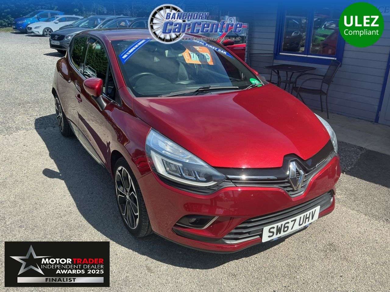 A 2017 RENAULT CLIO 0.9 TCe Dynamique S Nav Hatchback 5dr Petrol Manual Euro 6 (s/s) (90 ps) Gr A 2017 RENAULT CLIO 0.9 TCe Dynamique S Nav Hatchback 5dr Petrol Manual Euro 6 (s/s) (90 ps) Gr