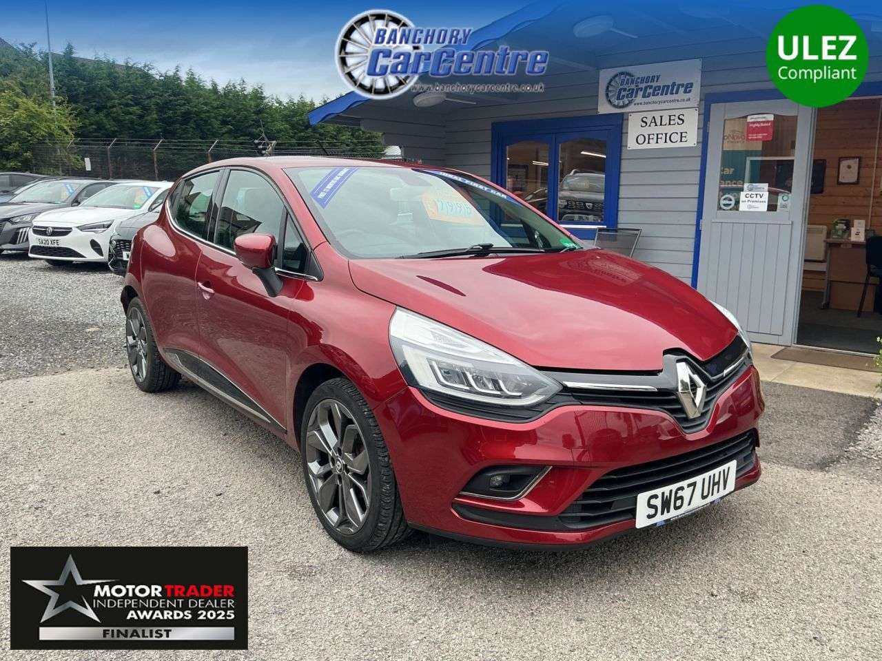 A 2017 RENAULT CLIO 0.9 TCe Dynamique S Nav Hatchback 5dr Petrol Manual Euro 6 (s/s) (90 ps) Gr A 2017 RENAULT CLIO 0.9 TCe Dynamique S Nav Hatchback 5dr Petrol Manual Euro 6 (s/s) (90 ps) Gr