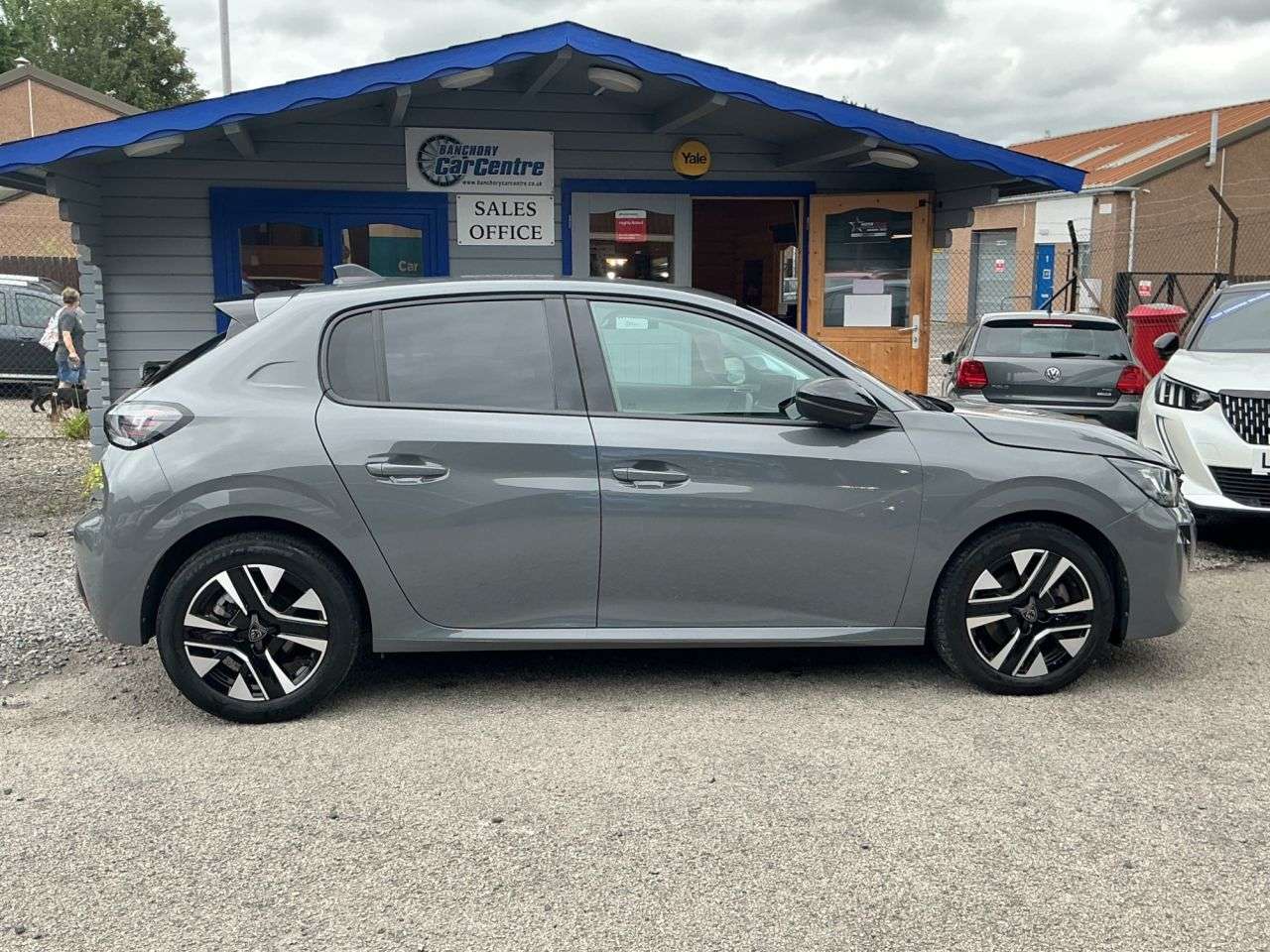 A 2024 PEUGEOT 208 1.2 PureTech Allure Hatchback 5dr Petrol Manual Euro 6 (s/s) (100 ps) Econo A 2024 PEUGEOT 208 1.2 PureTech Allure Hatchback 5dr Petrol Manual Euro 6 (s/s) (100 ps) Econo