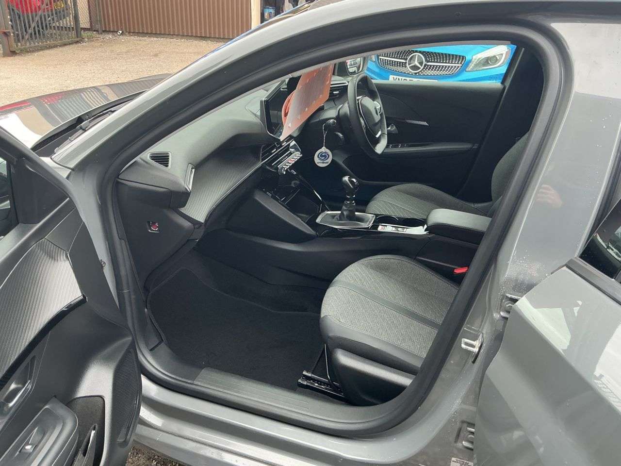 2024 PEUGEOT 208 2024 PEUGEOT 208