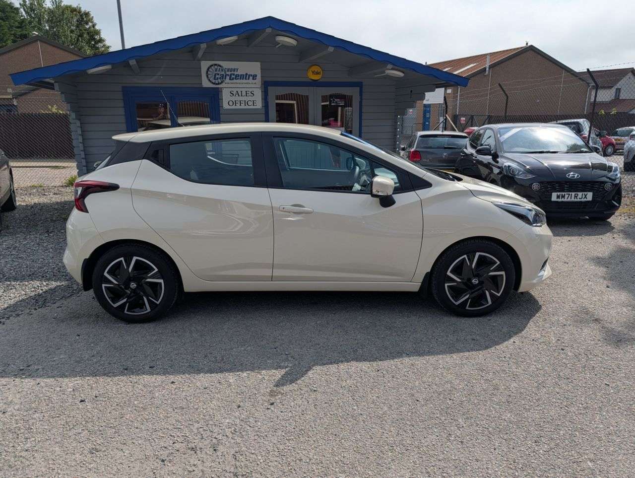 A 2022 NISSAN MICRA 1.0 IG-T Acenta Hatchback 5dr Petrol Manual Euro 6 (s/s) (92 ps) Great Valu A 2022 NISSAN MICRA 1.0 IG-T Acenta Hatchback 5dr Petrol Manual Euro 6 (s/s) (92 ps) Great Valu