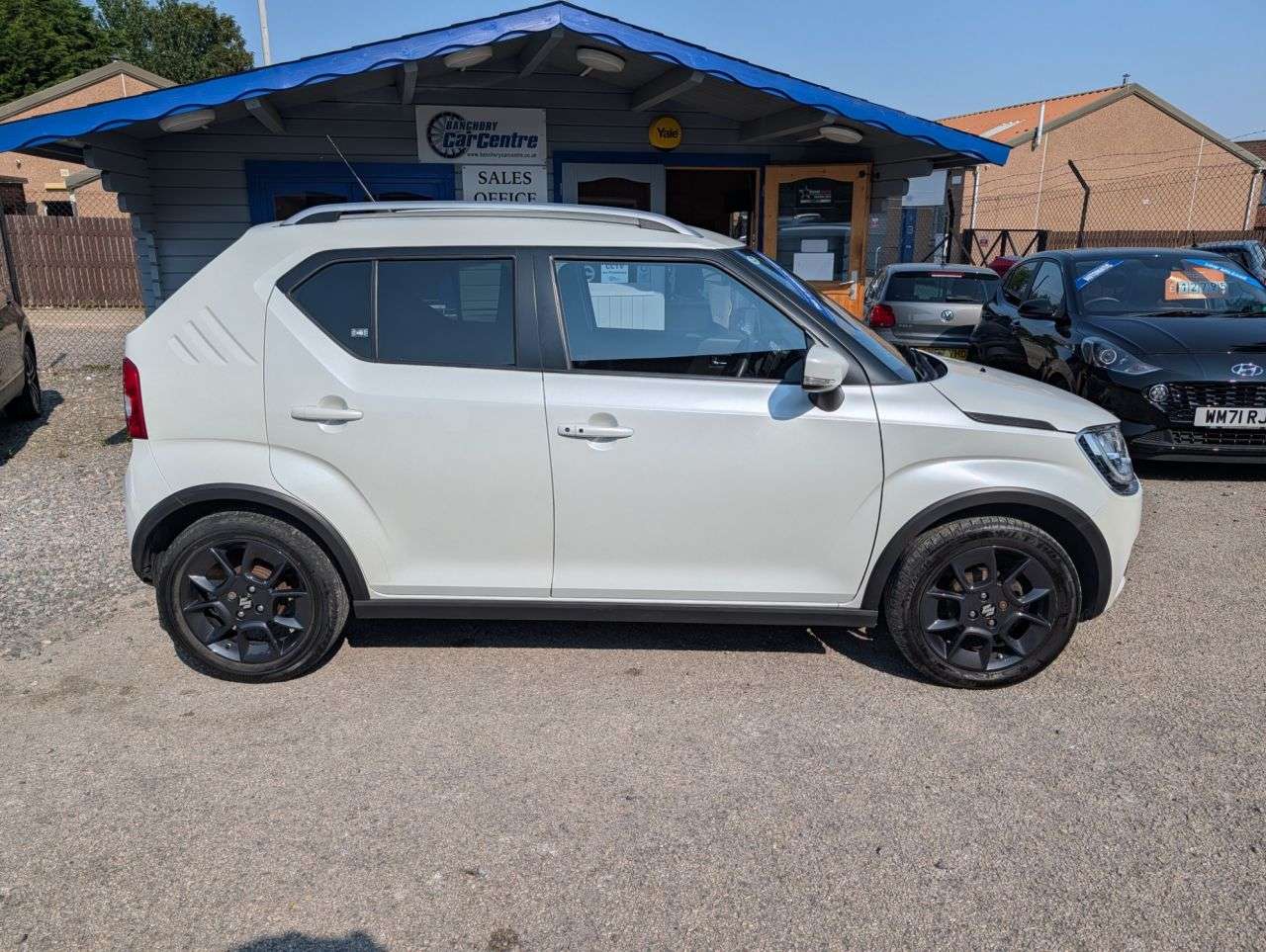 A 2017 SUZUKI IGNIS 1.2 Dualjet MHEV SZ5 Hatchback 5dr Petrol Hybrid Manual Euro 6 (s/s) (90 ps A 2017 SUZUKI IGNIS 1.2 Dualjet MHEV SZ5 Hatchback 5dr Petrol Hybrid Manual Euro 6 (s/s) (90 ps