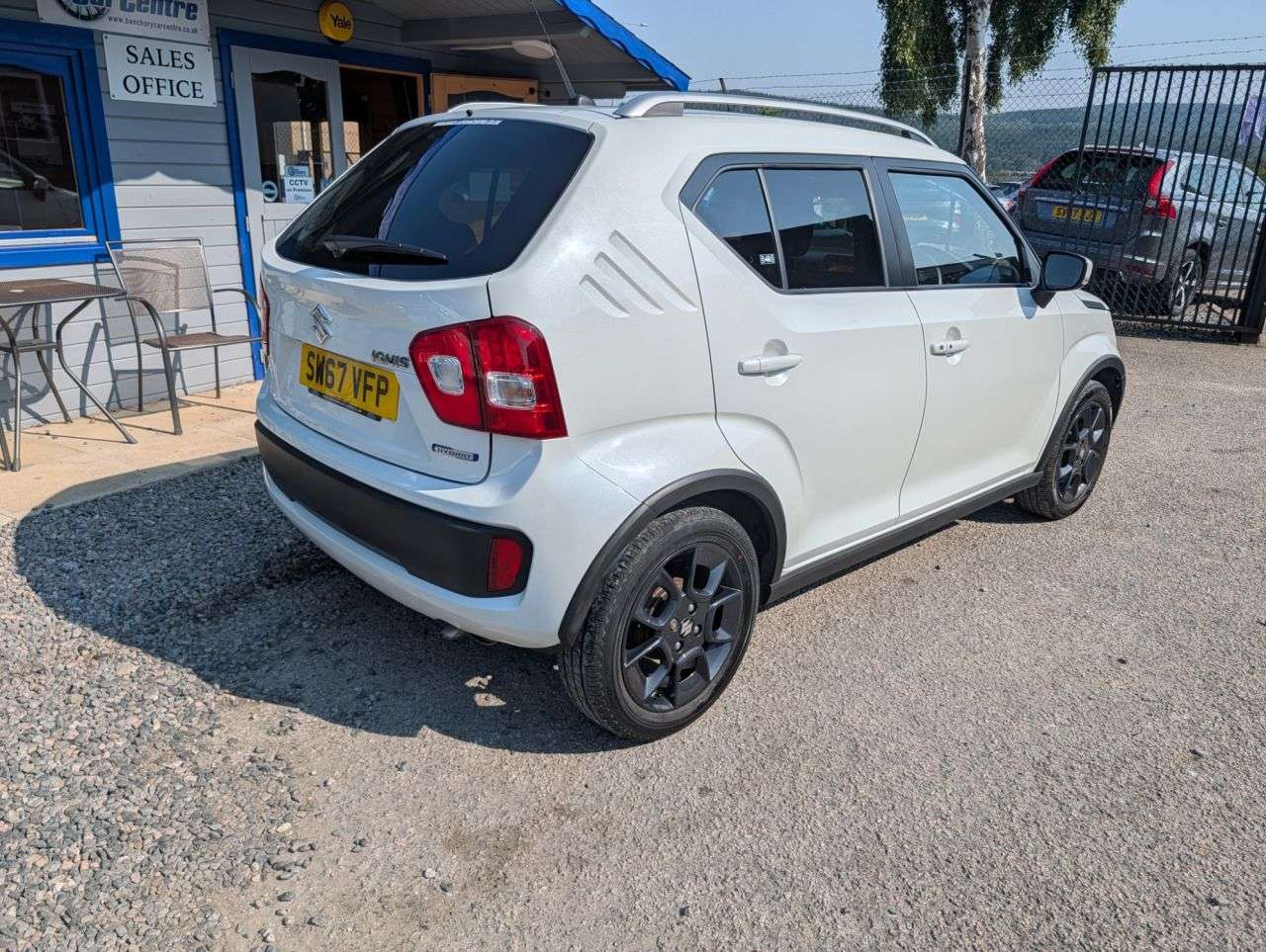 A 2017 SUZUKI IGNIS 1.2 Dualjet MHEV SZ5 Hatchback 5dr Petrol Hybrid Manual Euro 6 (s/s) (90 ps A 2017 SUZUKI IGNIS 1.2 Dualjet MHEV SZ5 Hatchback 5dr Petrol Hybrid Manual Euro 6 (s/s) (90 ps