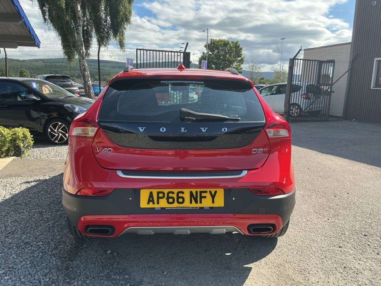 2017 VOLVO V40 CROSS COUNTRY 2017 VOLVO V40 CROSS COUNTRY