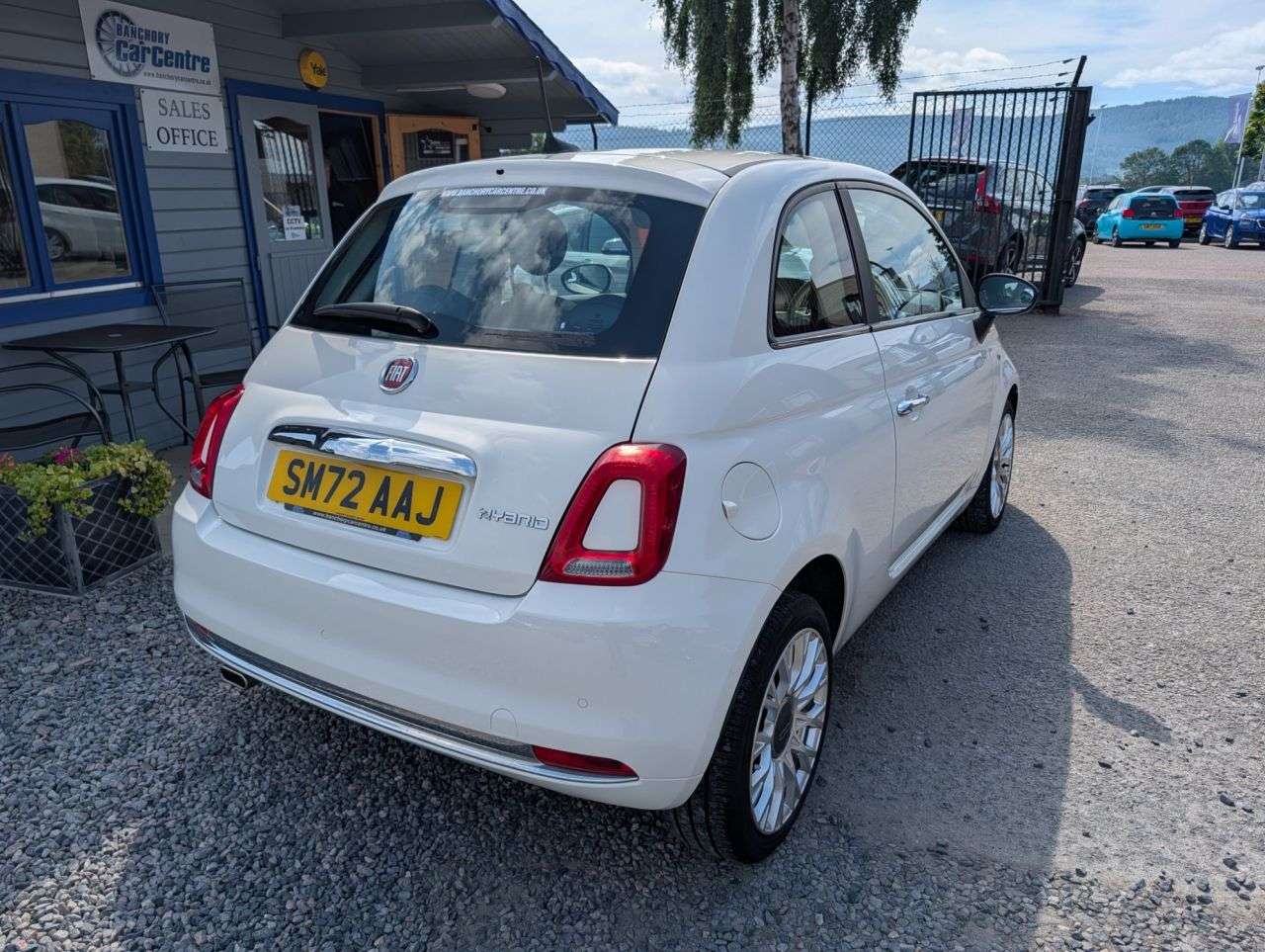 A 2022 FIAT 500 1.0 MHEV Dolcevita Hatchback 3dr Petrol Manual Euro 6 (s/s) (70 bhp) Free 1 A 2022 FIAT 500 1.0 MHEV Dolcevita Hatchback 3dr Petrol Manual Euro 6 (s/s) (70 bhp) Free 1
