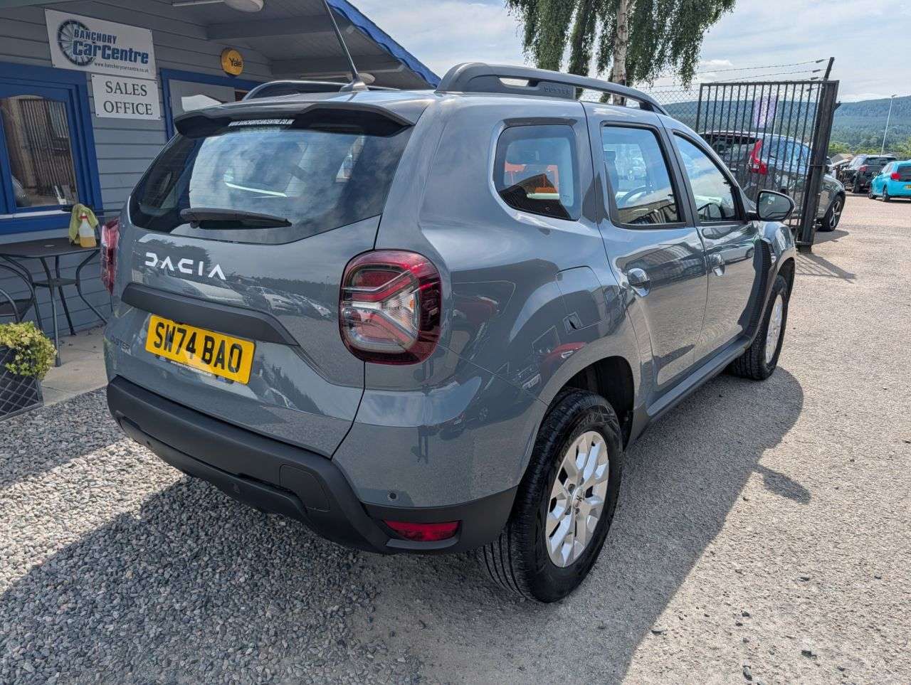 A 2024 DACIA DUSTER 1.3 TCe Expression SUV 5dr Petrol Manual Euro 6 (s/s) (130 ps) Great Value A 2024 DACIA DUSTER 1.3 TCe Expression SUV 5dr Petrol Manual Euro 6 (s/s) (130 ps) Great Value