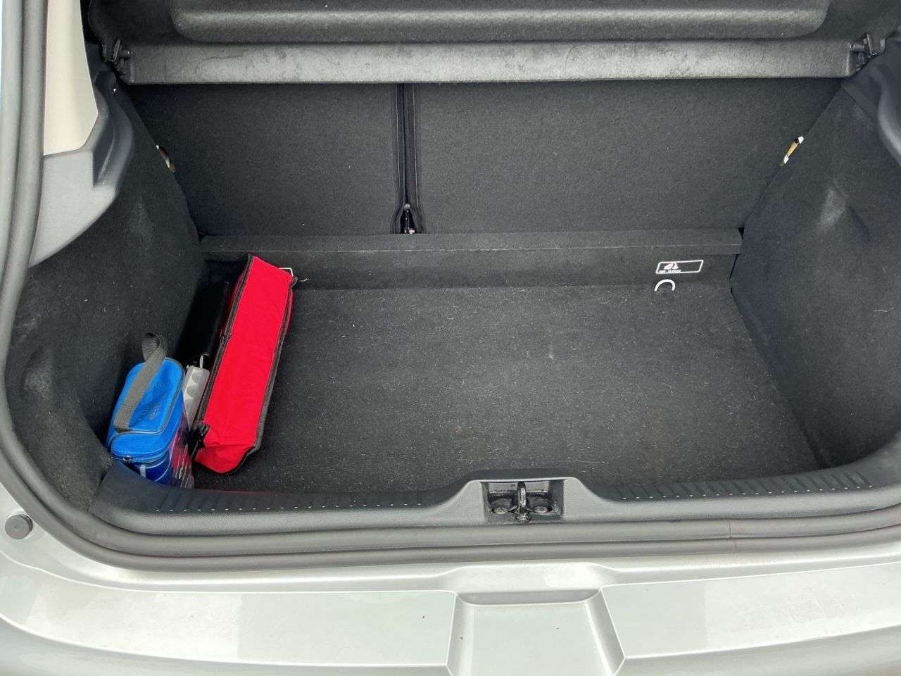 2018 RENAULT CLIO 2018 RENAULT CLIO