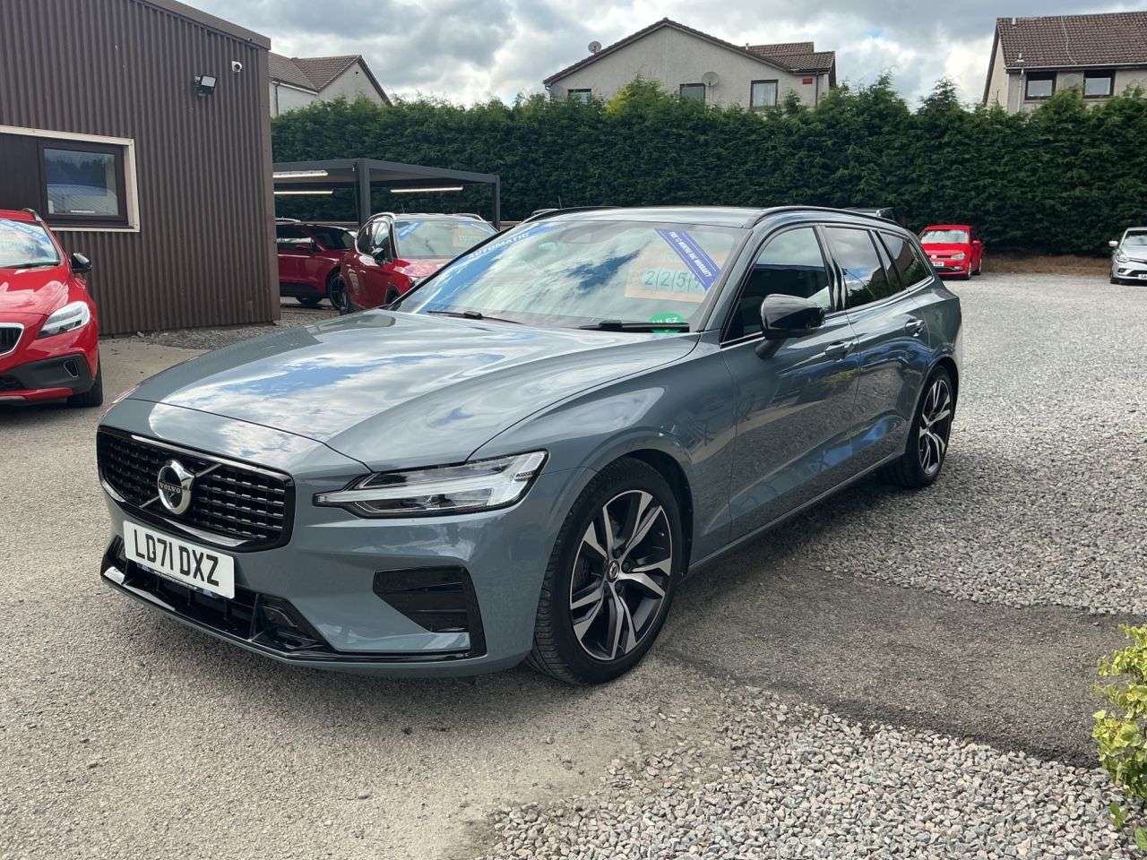 2021 VOLVO V60 2021 VOLVO V60