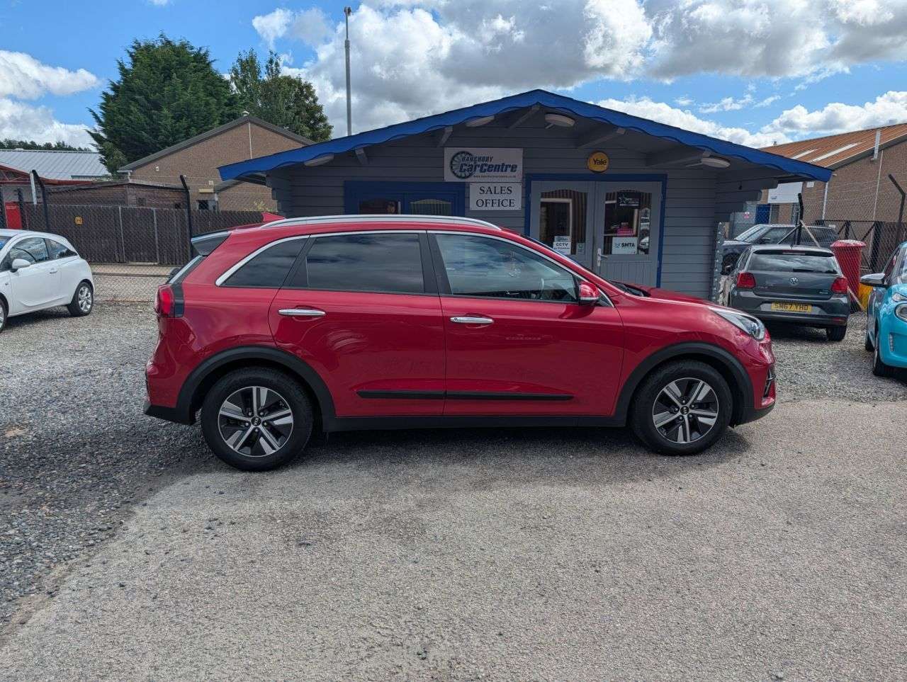 A 2021 KIA NIRO 1.6 GDi 2 SUV 5dr Petrol Hybrid DCT Euro 6 (s/s) (139 bhp) Automatic A 2021 KIA NIRO 1.6 GDi 2 SUV 5dr Petrol Hybrid DCT Euro 6 (s/s) (139 bhp) Automatic