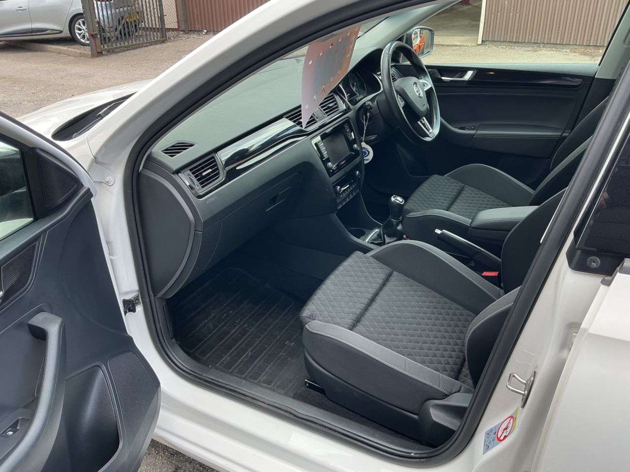 2018 SKODA RAPID SPACEBACK 2018 SKODA RAPID SPACEBACK