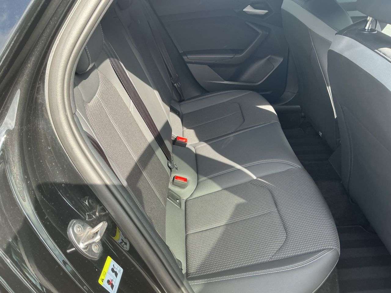 2021 AUDI A1 2021 AUDI A1