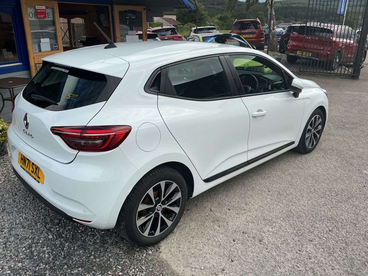 2021 RENAULT CLIO 2021 RENAULT CLIO