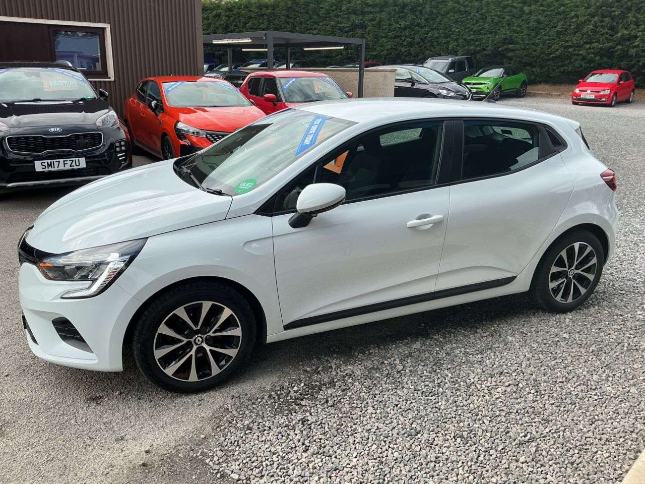 2021 RENAULT CLIO 2021 RENAULT CLIO