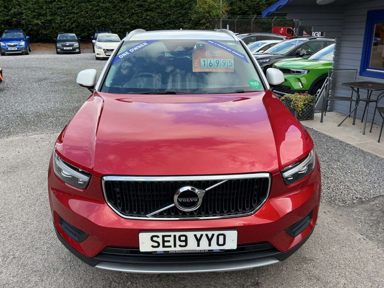 2019 VOLVO XC40 2019 VOLVO XC40