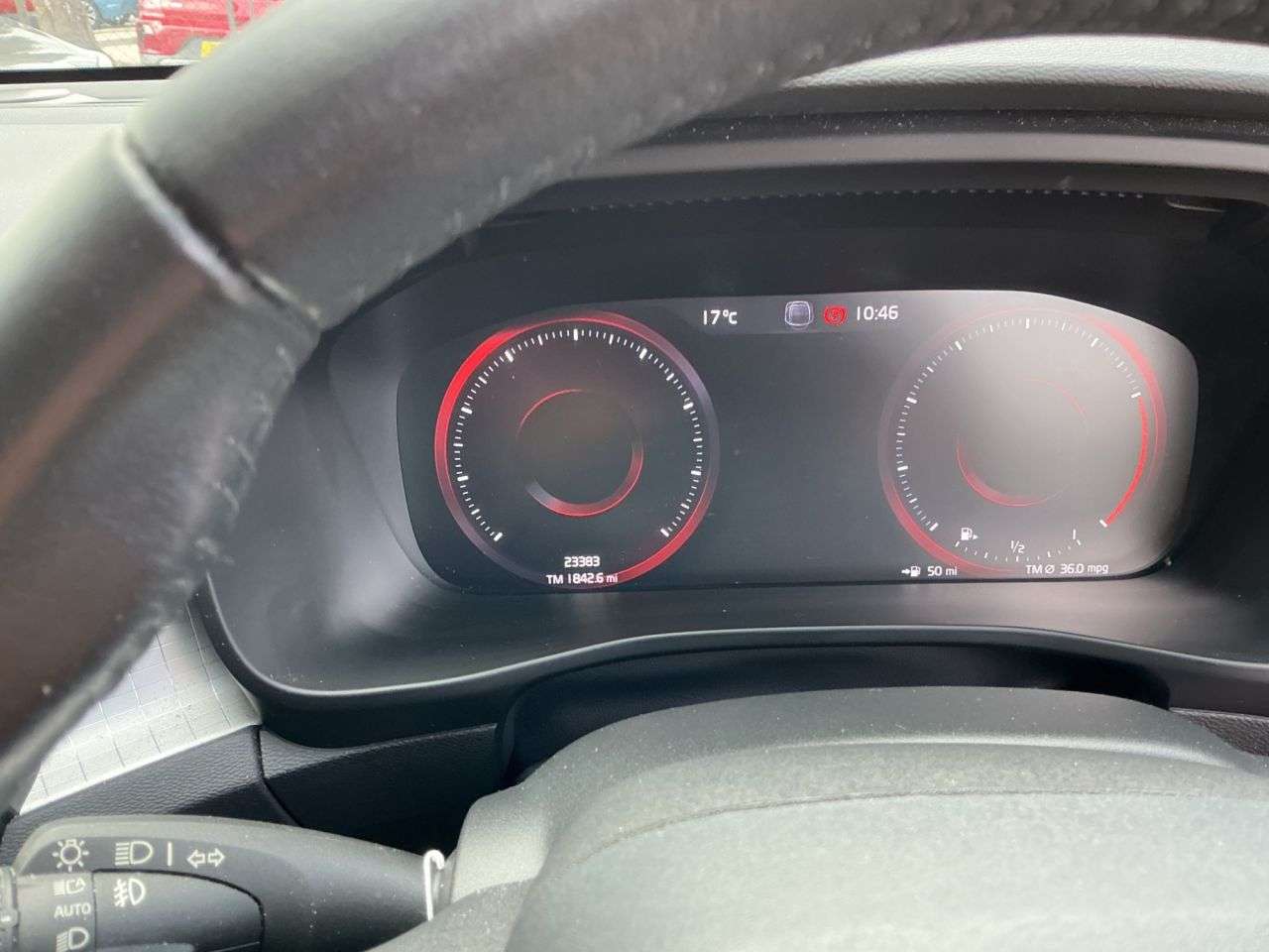 2019 VOLVO XC40 2019 VOLVO XC40