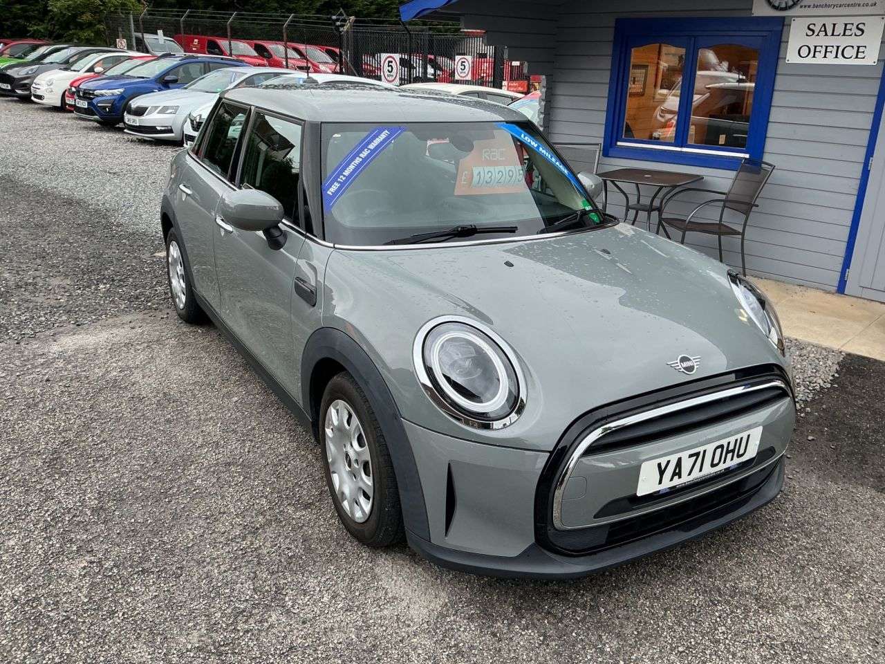 A 2022 MINI HATCH 1.5 One Classic Hatchback 5dr Petrol Manual Euro 6 (s/s) (102 ps) Very Low A 2022 MINI HATCH 1.5 One Classic Hatchback 5dr Petrol Manual Euro 6 (s/s) (102 ps) Very Low