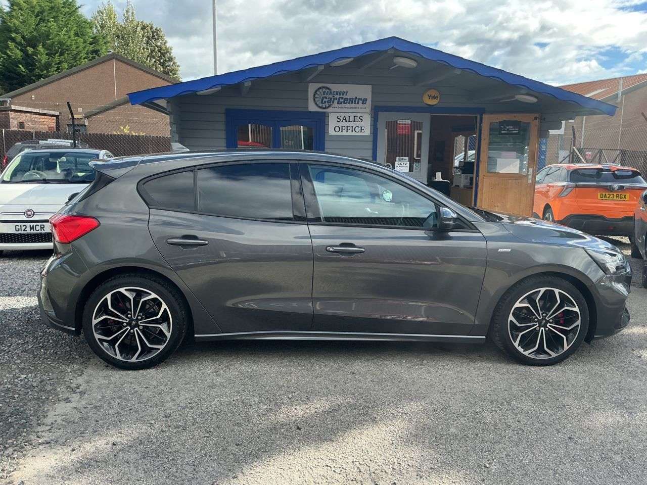 A 2020 FORD FOCUS 1.5 EcoBlue ST-Line X Hatchback 5dr Diesel Manual Euro 6 (s/s) (120 ps) Fin A 2020 FORD FOCUS 1.5 EcoBlue ST-Line X Hatchback 5dr Diesel Manual Euro 6 (s/s) (120 ps) Fin