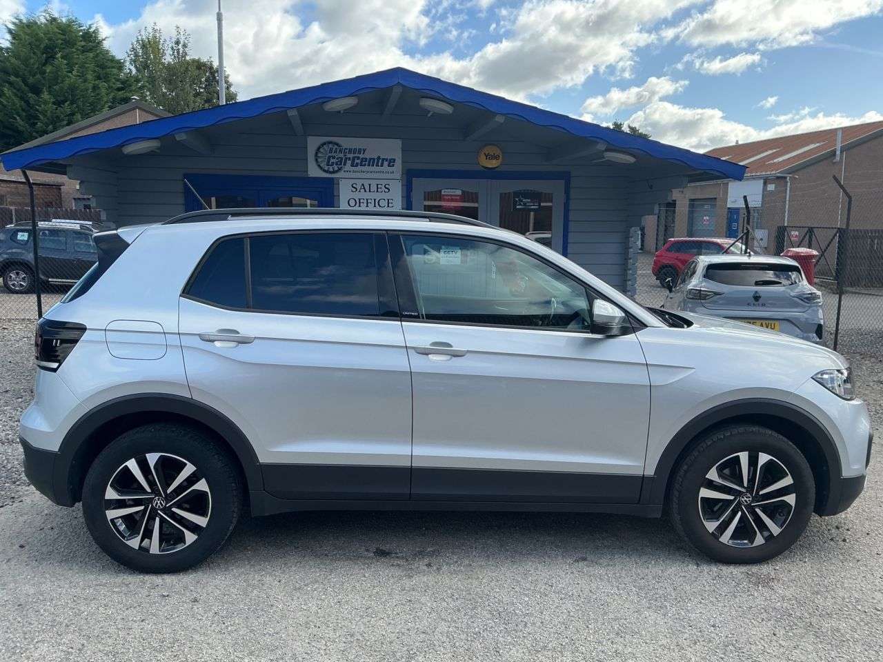 A 2021 VOLKSWAGEN T-CROSS 1.0 TSI United SUV 5dr Petrol DSG Euro 6 (s/s) (110 ps) Call us now for mor A 2021 VOLKSWAGEN T-CROSS 1.0 TSI United SUV 5dr Petrol DSG Euro 6 (s/s) (110 ps) Call us now for mor
