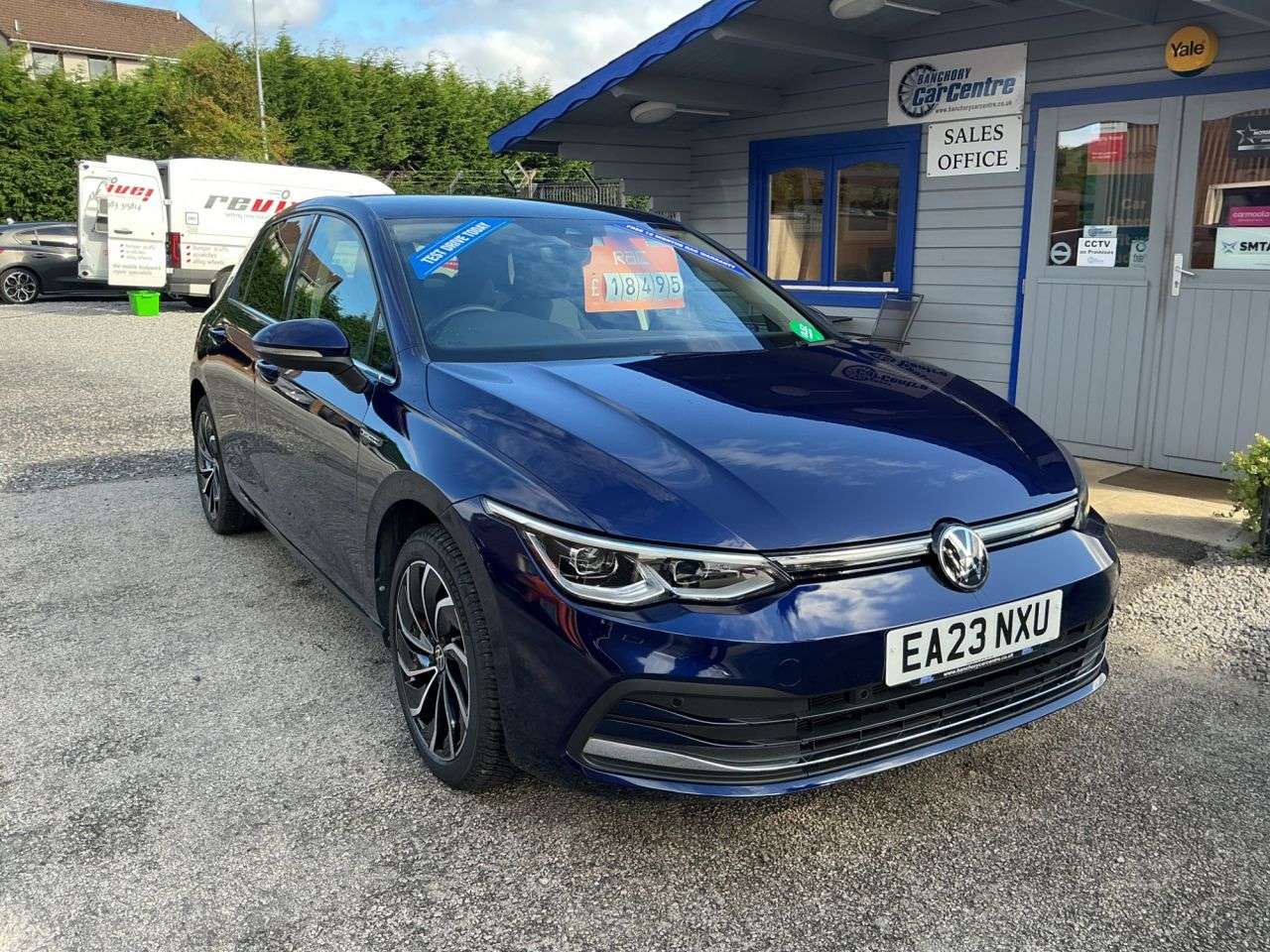 A 2023 VOLKSWAGEN GOLF 1.5 TSI Style Edition Hatchback 5dr Petrol Manual Euro 6 (s/s) (130 ps) Par A 2023 VOLKSWAGEN GOLF 1.5 TSI Style Edition Hatchback 5dr Petrol Manual Euro 6 (s/s) (130 ps) Par