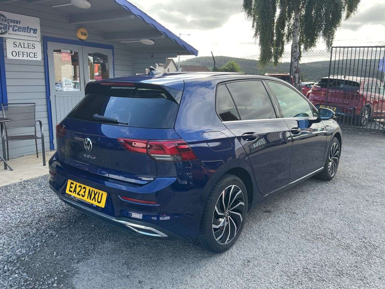 A 2023 VOLKSWAGEN GOLF 1.5 TSI Style Edition Hatchback 5dr Petrol Manual Euro 6 (s/s) (130 ps) Par A 2023 VOLKSWAGEN GOLF 1.5 TSI Style Edition Hatchback 5dr Petrol Manual Euro 6 (s/s) (130 ps) Par