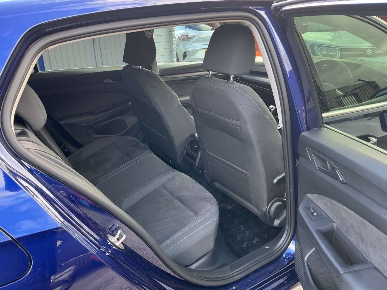 2023 VOLKSWAGEN GOLF 2023 VOLKSWAGEN GOLF