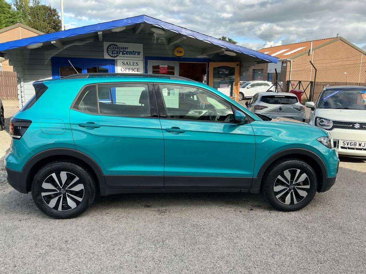 A 2024 VOLKSWAGEN T-CROSS 1.0 TSI MOVE SUV 5dr Petrol Manual Euro 6 (s/s) (95 ps) Very low mileage, g A 2024 VOLKSWAGEN T-CROSS 1.0 TSI MOVE SUV 5dr Petrol Manual Euro 6 (s/s) (95 ps) Very low mileage, g