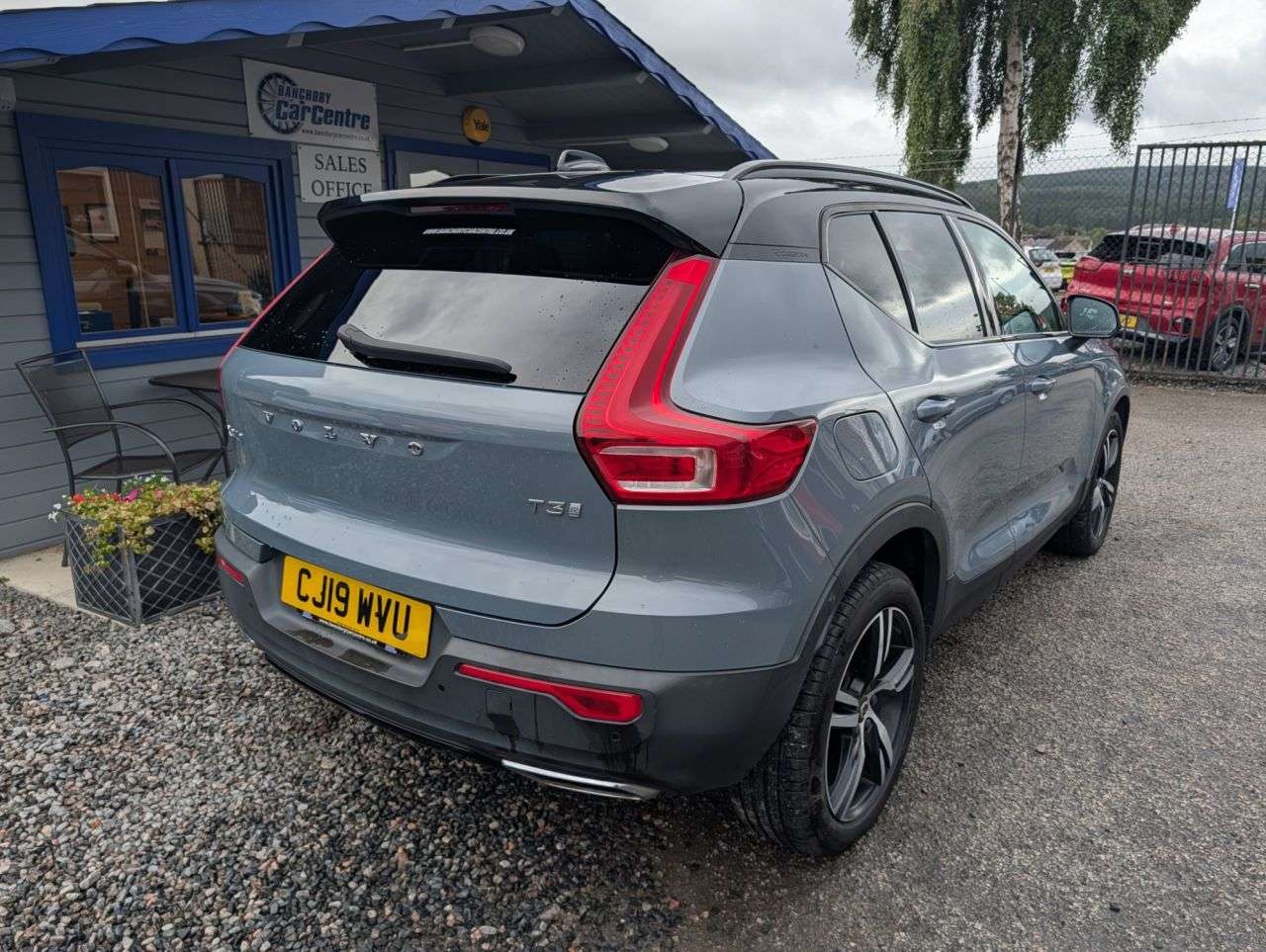 A 2019 VOLVO XC40 1.5 T3 R-Design SUV 5dr Petrol Manual Euro 6 (s/s) (163 ps) Good Service Hi A 2019 VOLVO XC40 1.5 T3 R-Design SUV 5dr Petrol Manual Euro 6 (s/s) (163 ps) Good Service Hi