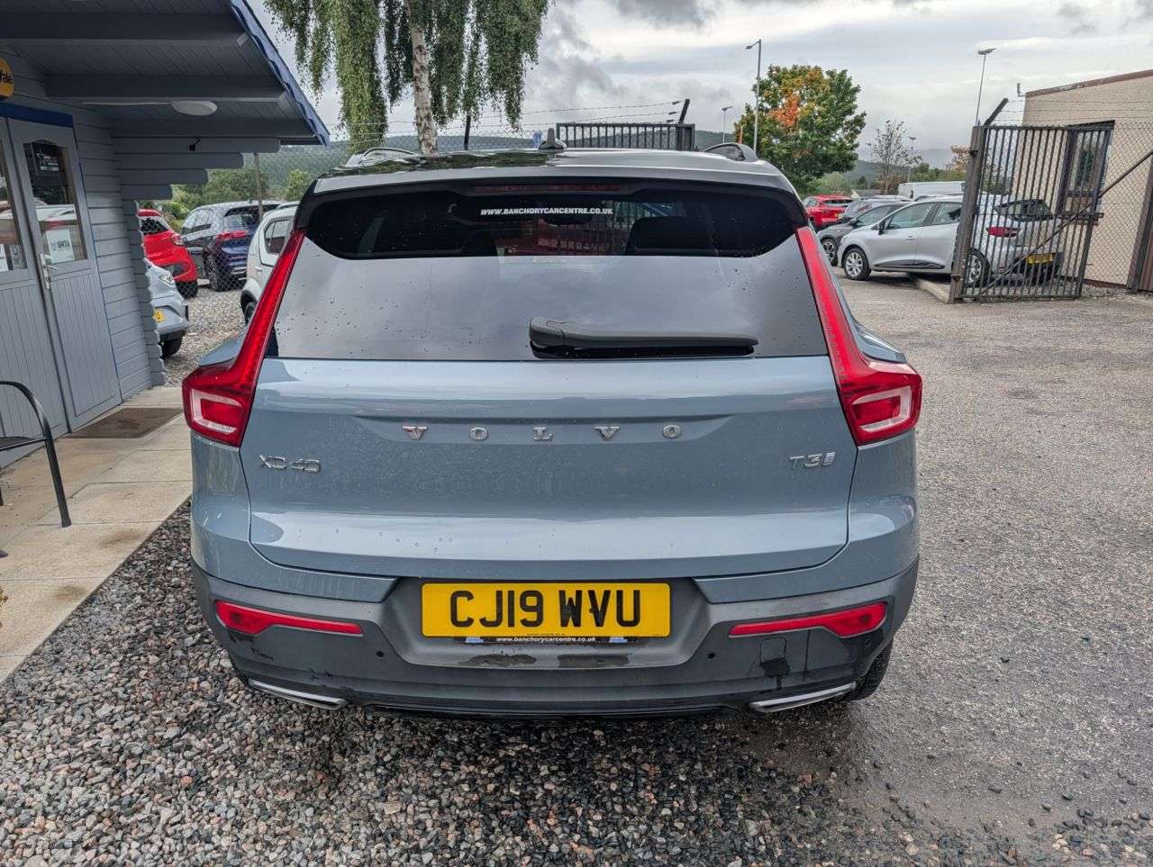 2019 VOLVO XC40 2019 VOLVO XC40