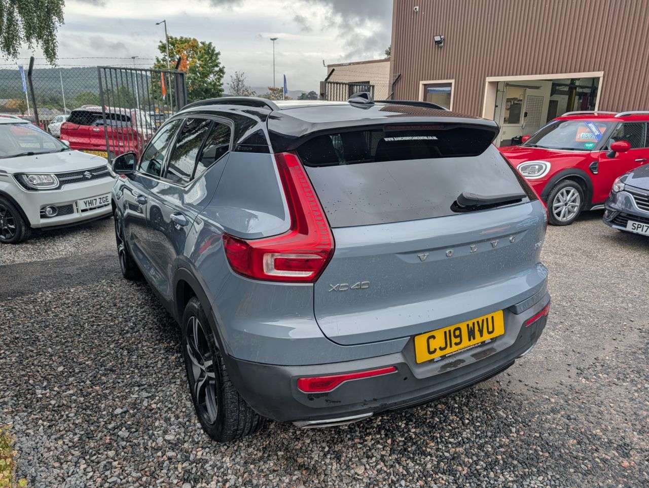 2019 VOLVO XC40 2019 VOLVO XC40