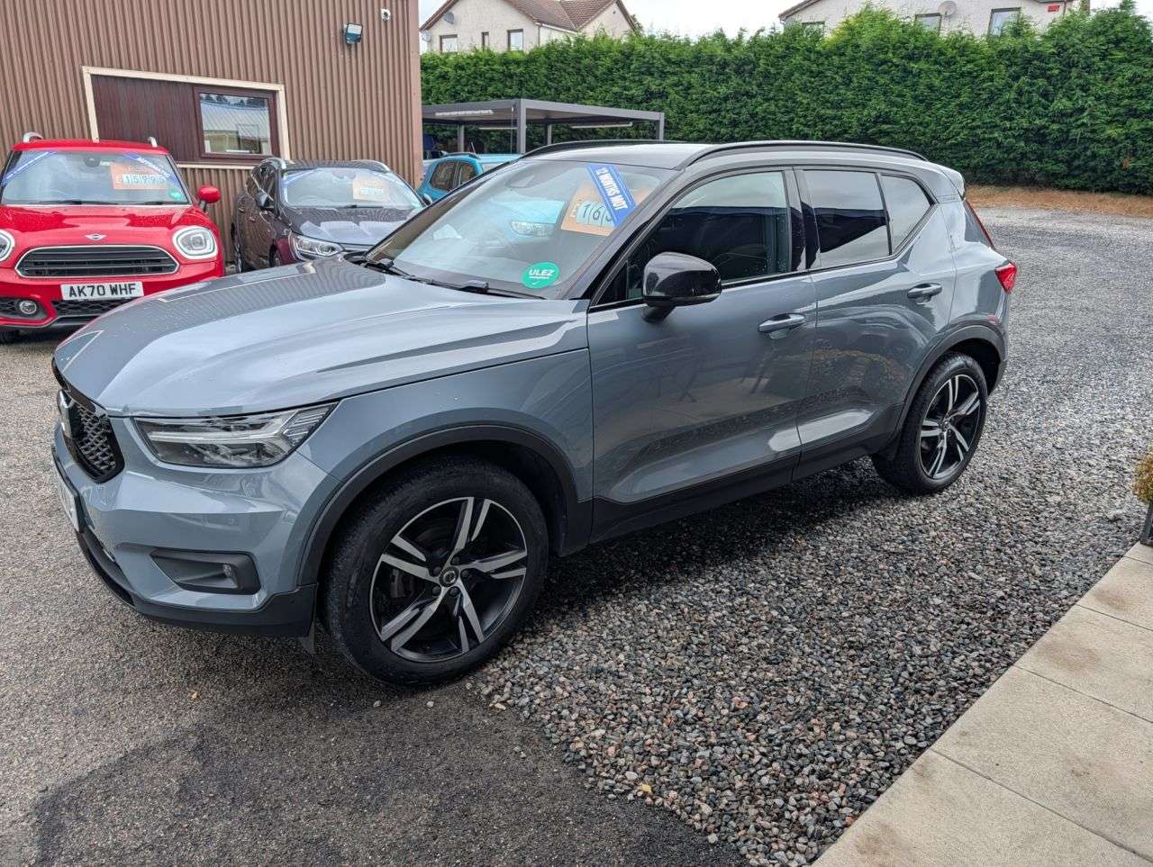 2019 VOLVO XC40 2019 VOLVO XC40