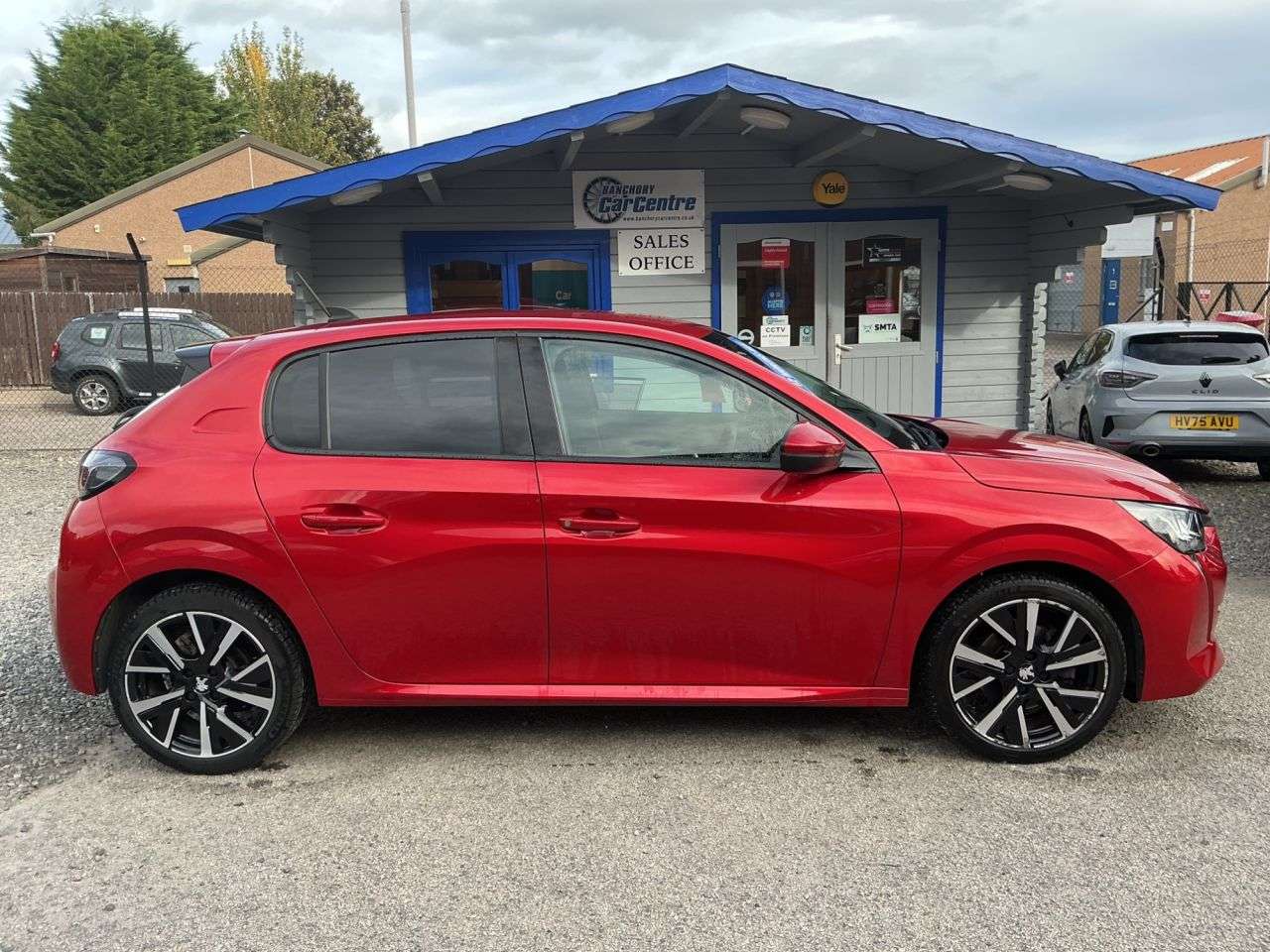 A 2020 PEUGEOT 208 1.2 PureTech Allure Hatchback 5dr Petrol Manual Euro 6 (s/s) (100 ps) Very A 2020 PEUGEOT 208 1.2 PureTech Allure Hatchback 5dr Petrol Manual Euro 6 (s/s) (100 ps) Very