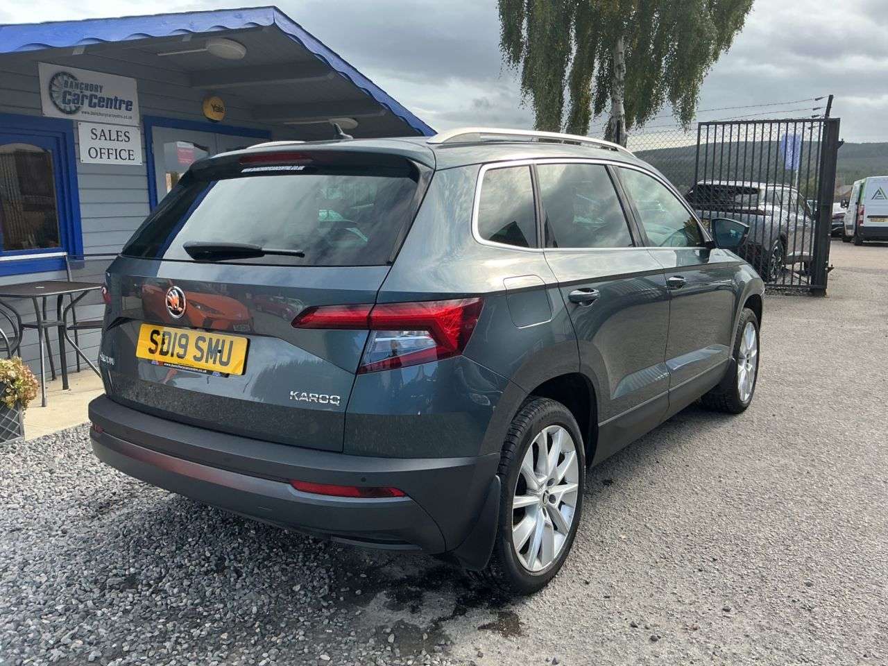 A 2019 SKODA KAROQ 1.0 TSI GPF SE L SUV 5dr Petrol Manual Euro 6 (s/s) (115 ps) Full Service H A 2019 SKODA KAROQ 1.0 TSI GPF SE L SUV 5dr Petrol Manual Euro 6 (s/s) (115 ps) Full Service H