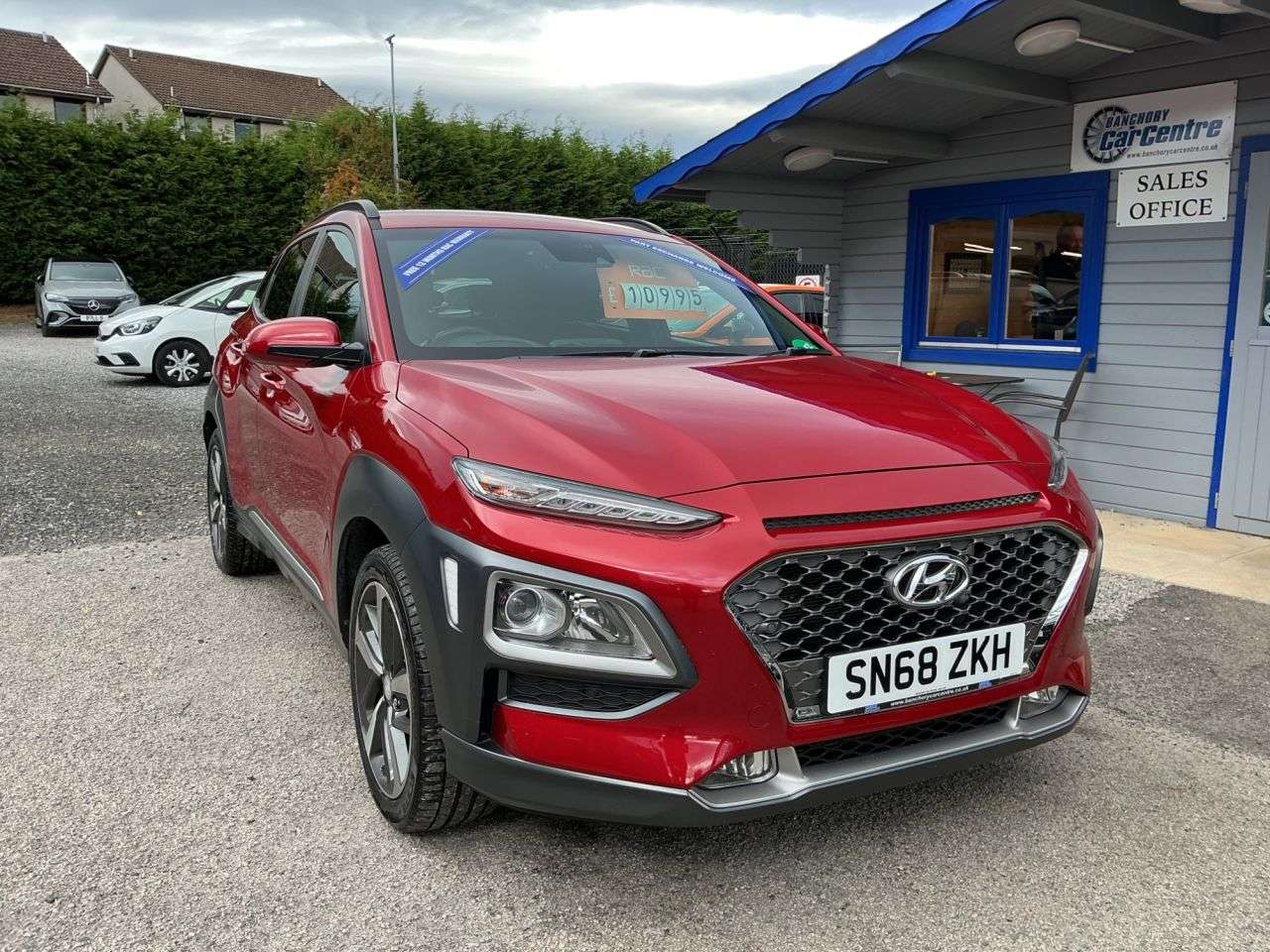 A 2018 HYUNDAI KONA 1.0 T-GDi Blue Drive Premium SE SUV 5dr Petrol Manual Euro 6 (s/s) (120 ps) A 2018 HYUNDAI KONA 1.0 T-GDi Blue Drive Premium SE SUV 5dr Petrol Manual Euro 6 (s/s) (120 ps)